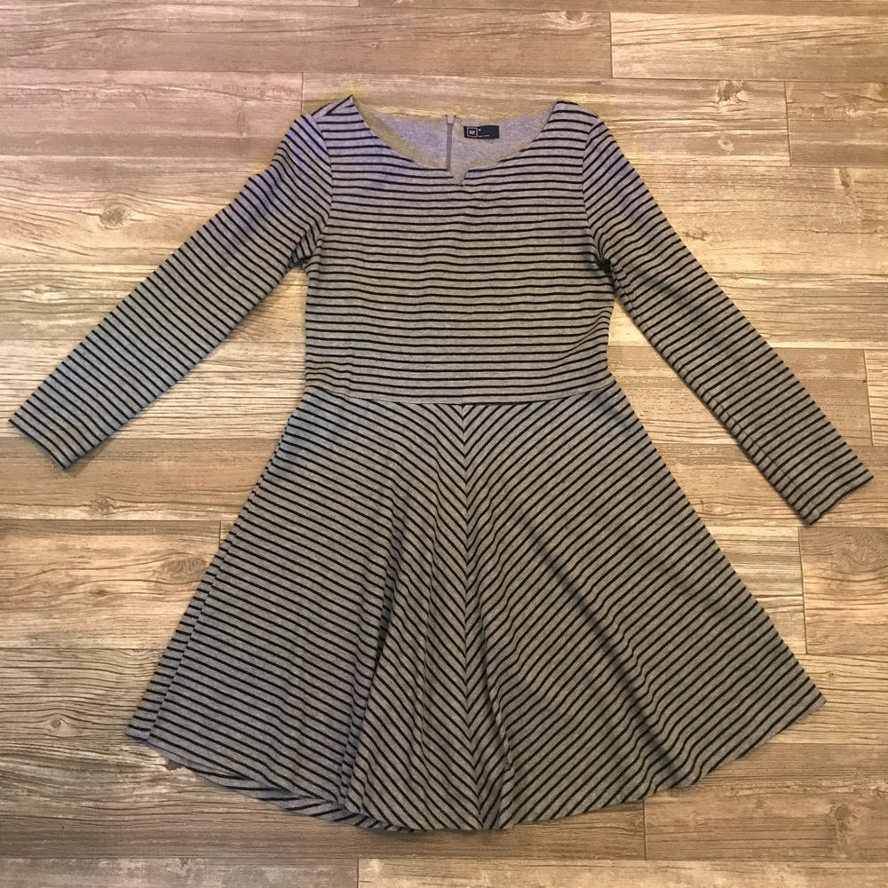 GAP long sleeve dress